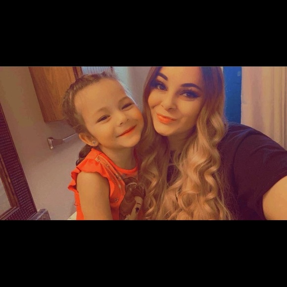 🖤🖤🖤Meet your Posher🖤🖤🖤 - Picture 2 of 6